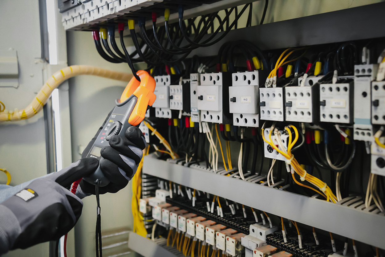 DGUV Vorschrift 3-Check bei Elektro Schmitt GmbH in Würzburg