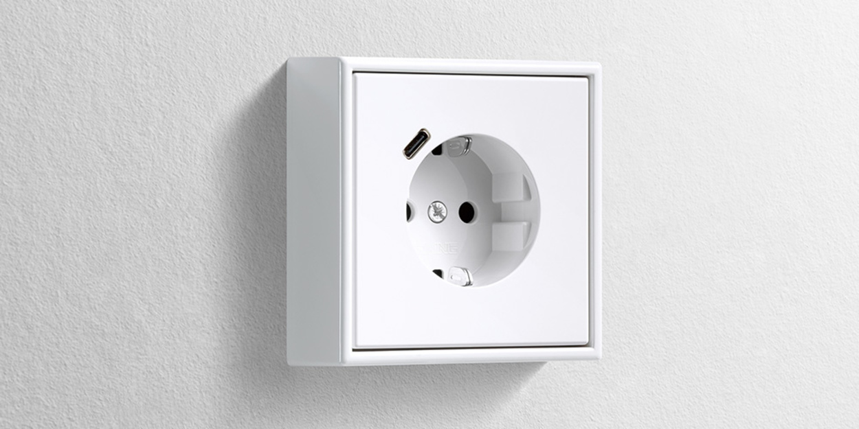 Erweiterter Anschlussraum für die Nachrüstung bei Elektro Schmitt GmbH in Würzburg