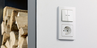 JUNG KNX Taster F 10 bei Elektro Schmitt GmbH in Würzburg